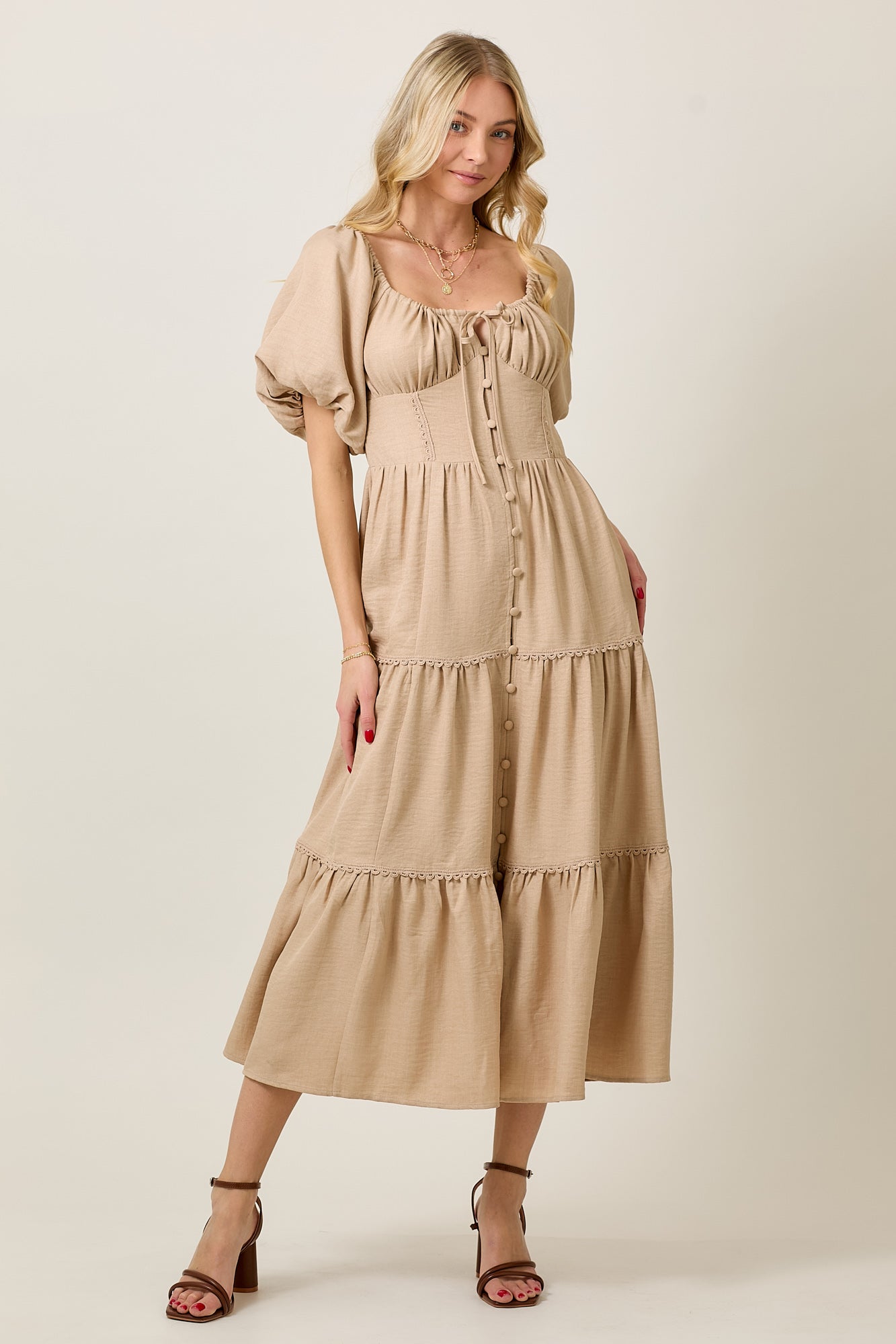 TIERED BUBBLE SLEEVE MIDI DRESS