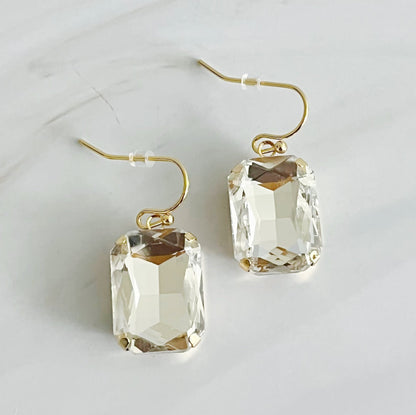 Simple And Classy Jewel Earrings